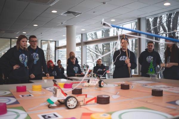 Команда Десногорска попала в тройку лидеров научно-технического фестиваля «Росэнергоатома» «ИнженериУМ»