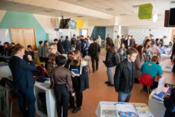 Смоленская АЭС презентовала студентам профильных вузов карьерные возможности атомной отрасли