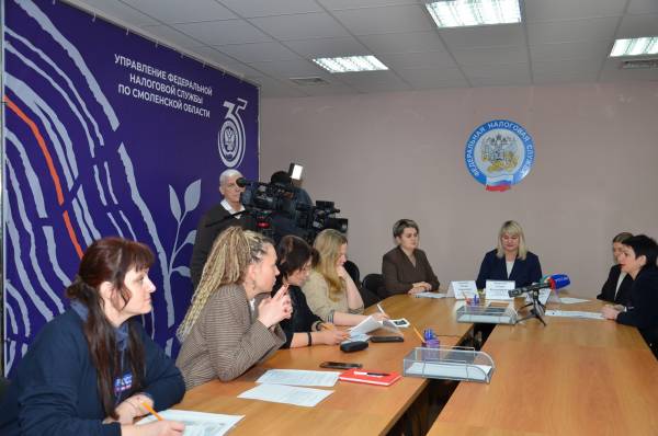 Электронные сервисы на сайтах ФНС и ЕПГУ помогут без временных потерь пройти декларационную кампанию