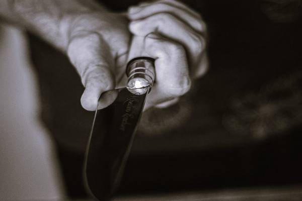 В Руднянском районе в ходе ссоры мужчина несколько раз ударил ножом коллегу В Руднянском районе в ходе ссоры мужчина несколько раз ударил ножом коллегу
