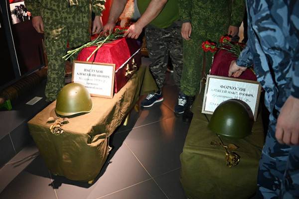 Смоленские поисковики рассказали о судьбе двух солдат, погибших во время Великой Отечественной войны