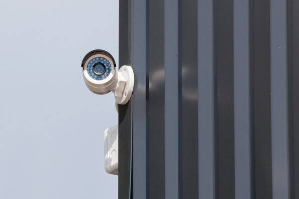 Камеры с распознаванием лиц в школах Вяземского района