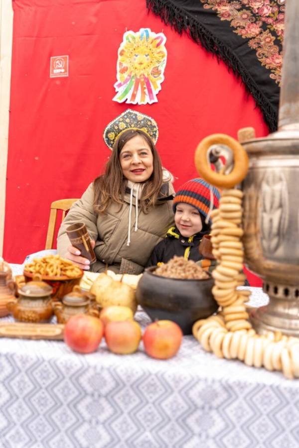 Масленица в парке: народные гуляния с культурной программой и ярмаркой