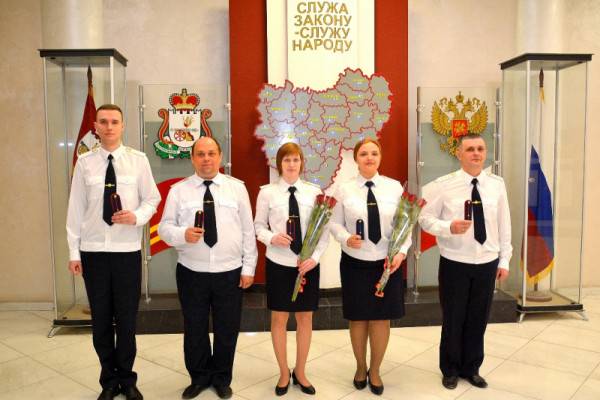 В УМВД России по Смоленской области прошло вручение первых званий