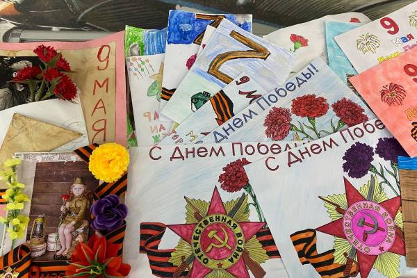 Смоленские юнармейцы приняли участие в акции «Верни герою имя»