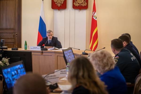 Василий Анохин провёл «разбор полётов» по вопиющему случаю избиения девочки в городе Гагарине 