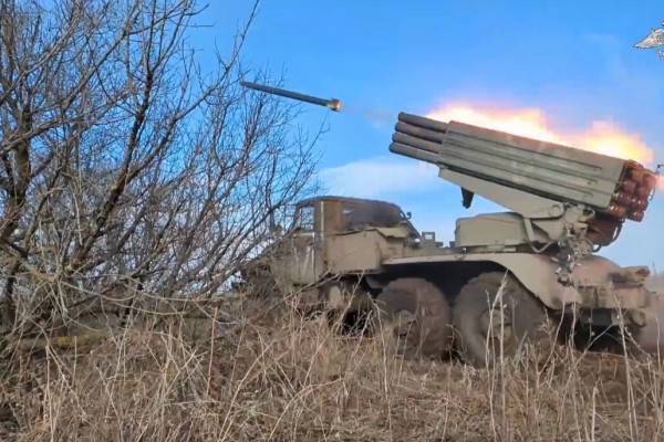 Минобороны показало боевую работу расчётов РСЗО «Град» в ходе СВО