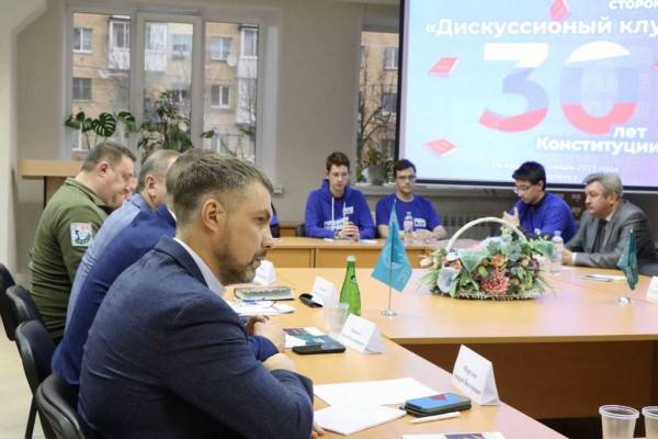 В Смоленске прошла очередная встреча «Дискуссионного клуба»