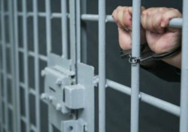 В Россию экстрадируется обвиняемый по уголовному делу о даче взятки житель Смоленской области