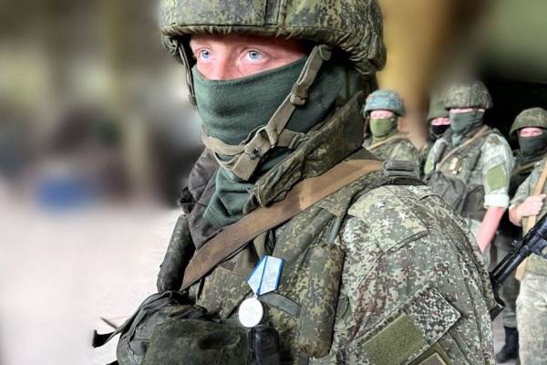 Смоленским старшеклассникам покажут документальные фильмы про участников СВО