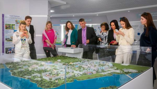 Журналисты Смоленской области посетили действующий энергоблок Смоленской АЭС