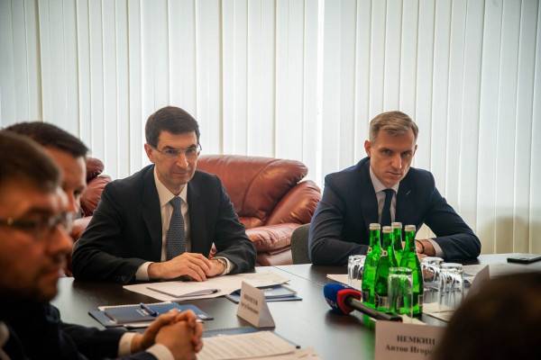 Василий Анохин провёл встречу с представителями IT-отрасли