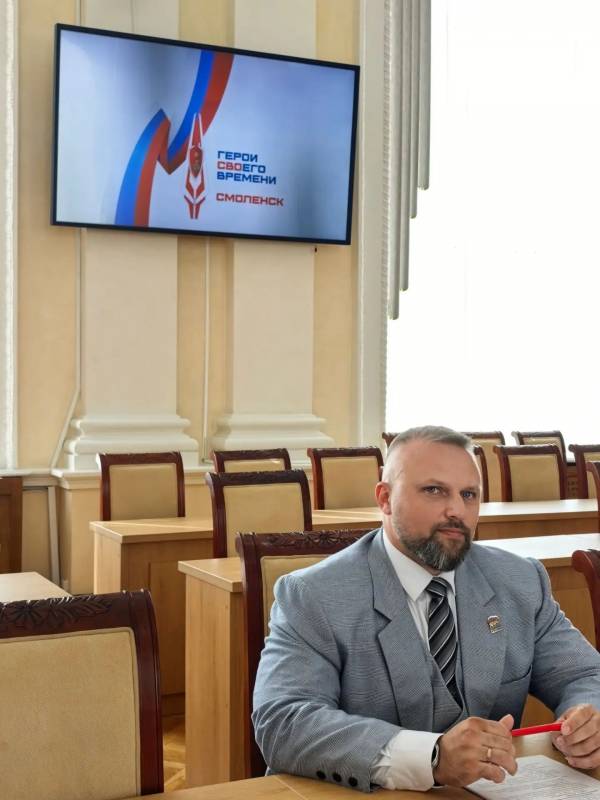 Курсанты образовательной программы «Герои СВОего времени. Смоленск» защищают дипломные работы