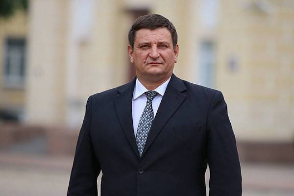 Игорь Ляхов поздравил женщин Смоленской области с праздником