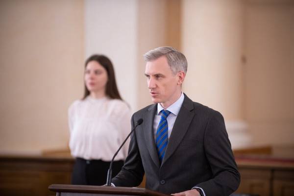 Василий Анохин поблагодарил смоленских полицейских за профессиональные действия по задержанию террориста