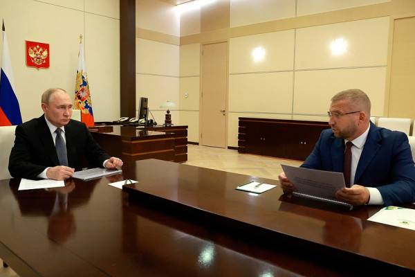 Внимание Президента России направлено на условия работы и быта трудовых коллективов