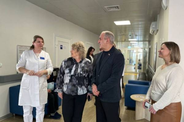 Поликлиника в Смоленске открывает двери для жителей Королевки
