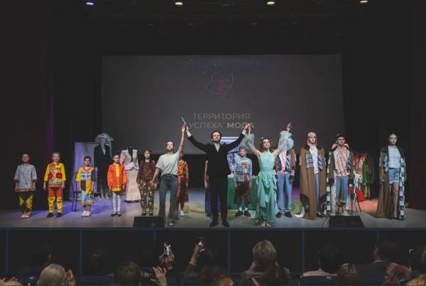 Город-спутник Смоленской АЭС стал стартовой площадкой гастрольного тура VI Международного проекта «Территория успеха: Мода»