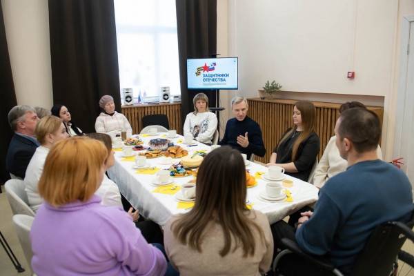 В светлый праздник Рождества Василий Анохин встретился с героями-участниками СВО и их женами