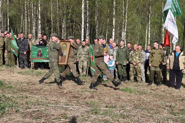 В Духовщинском районе стартовала Международная Вахта Памяти