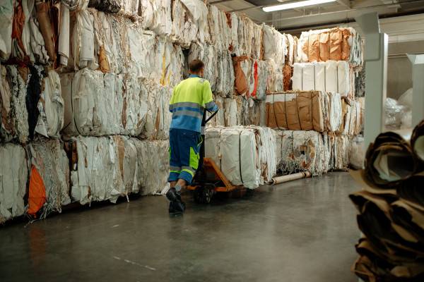 Почти 500 тонн: ЭГГЕР в Гагарине уже четвертый год увеличивает долю утилизированных отходов