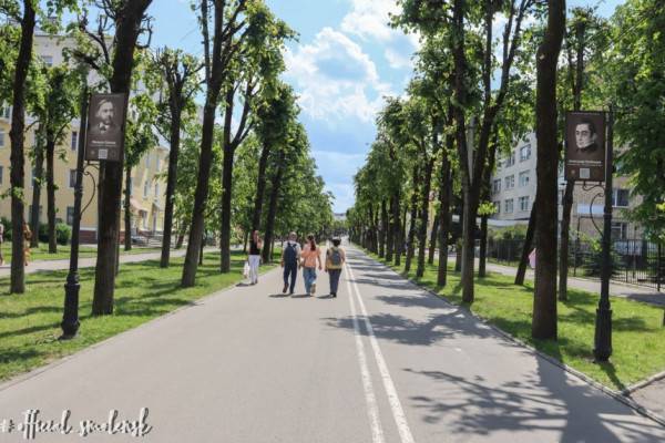 Аллея выдающихся земляков в центре Смоленске пополнится новыми портретами