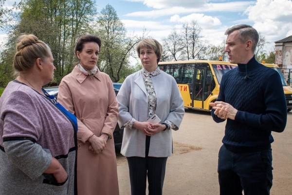 Василий Анохин принял ряд решений, нацеленных на улучшение жизни в Угранском районе