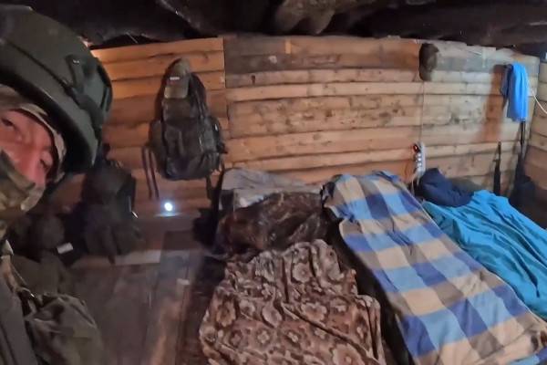 В Минобороны поделились кадрами быта российских зенитчиков в зоне СВО