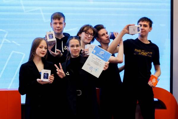 Смоленская молодежь сражалась в финале интеллектуального турнира «BrainShaker. Юниоры»