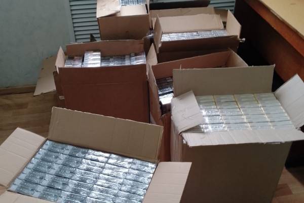 В Смоленской области полицейские пресекли сбыт нелегального табака В Смоленской области полицейские пресекли сбыт нелегального табака