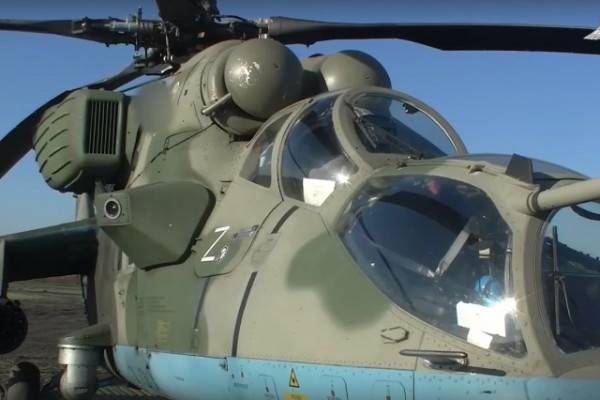Экипаж вертолета Ми-35М успешно поразил подразделения ВСУ