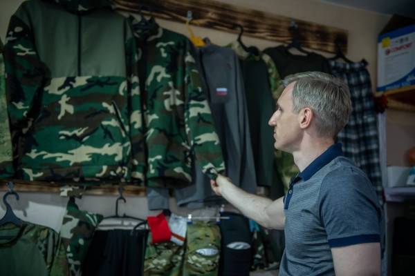 Врио губернатора Смоленской области посетил районный штаб движения «Z - Нам не стыдно»