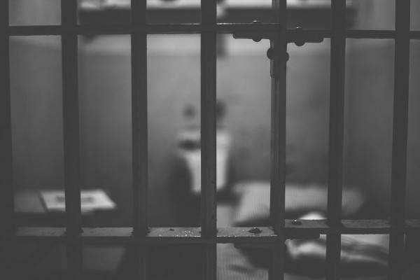 В Ярцеве установили подозреваемую в серии мелких хищений из сетевых супермаркетов В Ярцеве установили подозреваемую в серии мелких хищений из сетевых супермаркетов