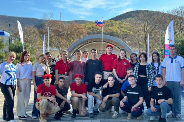 Смоленские школьники приняли участие в фестивале «Ворошиловский стрелок»