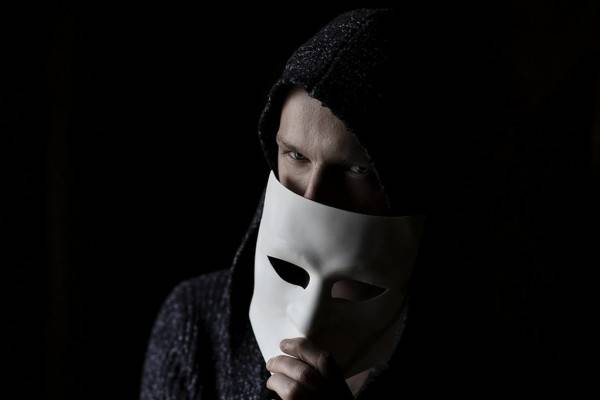 Жительница Дорогобужа лишилась денег при продаже выпускного платья в интернете Жительница Дорогобужа лишилась денег при продаже выпускного платья в интернете