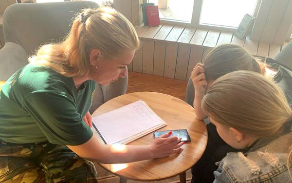 «Сороковые-роковые»