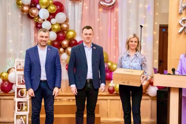 Депутаты облдумы от «Единой России» поделились новостями из районов Смоленской области