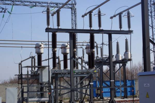 «Смоленскэнерго» в 2023 году отремонтирует более 162 км линий электропередачи и 760 подстанций всех классов напряжения