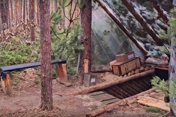 Военнослужащие ЦВО обустраивают к зиме позиции на Краснолиманском направлении