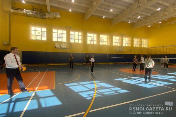 Министр здравоохранения сыграл в волейбол со студентами Смоленского медуниверситета