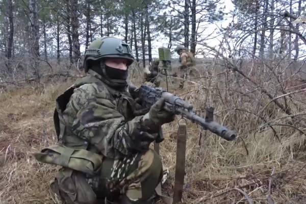 Минобороны опубликовало кадры боевой работы разведчиков ЗВО в зоне СВО