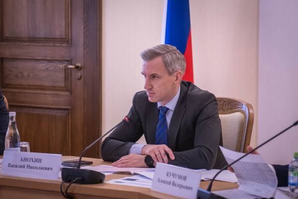 Забота о пожилых одиноких смолянах находится под особым контролем губернатора Василия Анохина