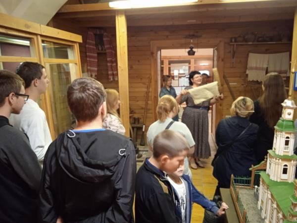 Серьезный разговор о семейных ценностях и традициях