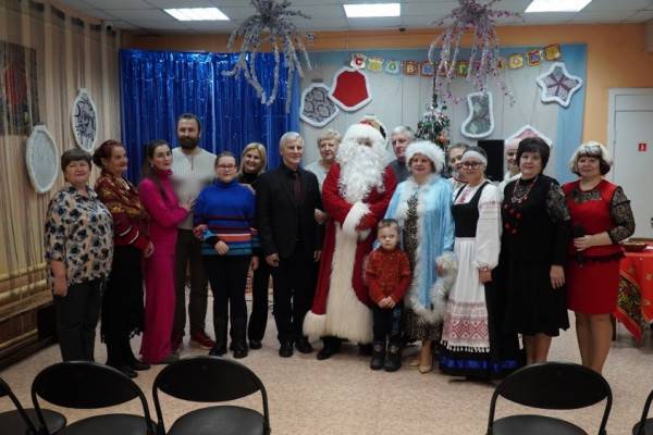 В двух микрорайонах Смоленска отметили Старый Новый год