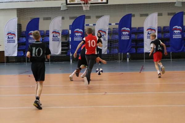 В Смоленске при поддержке «Единой России» состоялся финал муниципального этапа Фестиваля по баскетболу 4х4