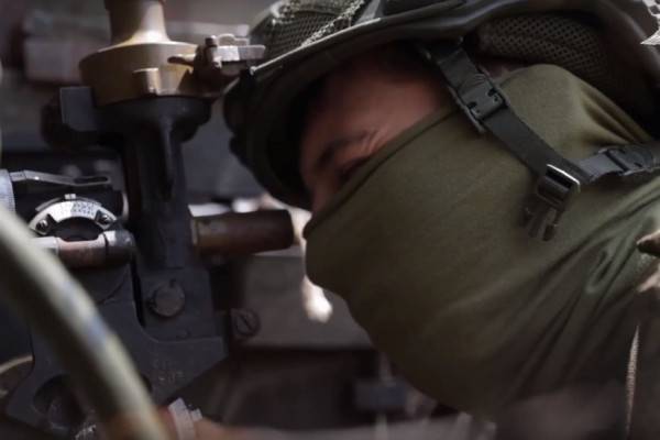 Расчет гаубицы «Гиацинт» Южного военного округа уничтожил танк ВСУ в зоне проведения СВО