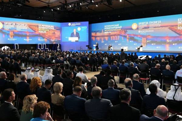 Стратегия соцэкономразвития Смоленщины соответствует курсу, заданному Президентом РФ