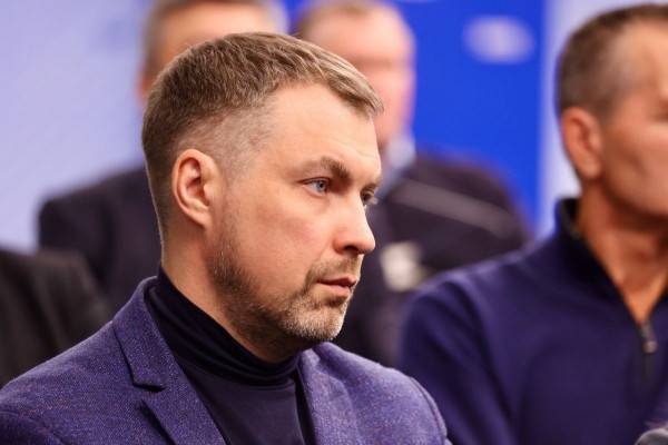 Андрей Моргунов: «Мы организуем сбор подписей на Смоленщине в поддержку кандидатуры Владимира Путина»