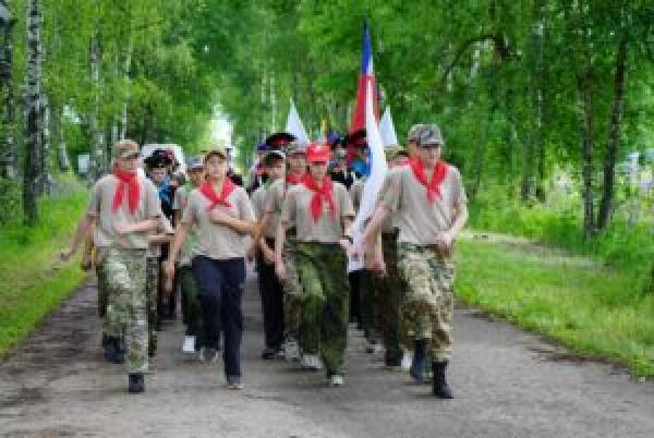 XVII Военно-патриотический слет «Отечество» объединил в городе-спутнике Смоленской АЭС подростков из шести регионов присутствия «Росатома»