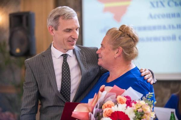 Губернатор Василий Анохин отметил заслуги глав районов